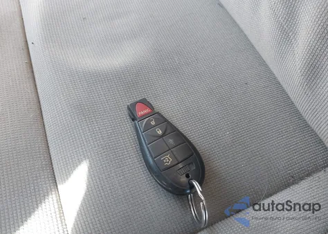 2011 Jeep Grand Cherokee Laredo z USA, uszkodzony, nr VIN 1J4RS4GG5BC515504